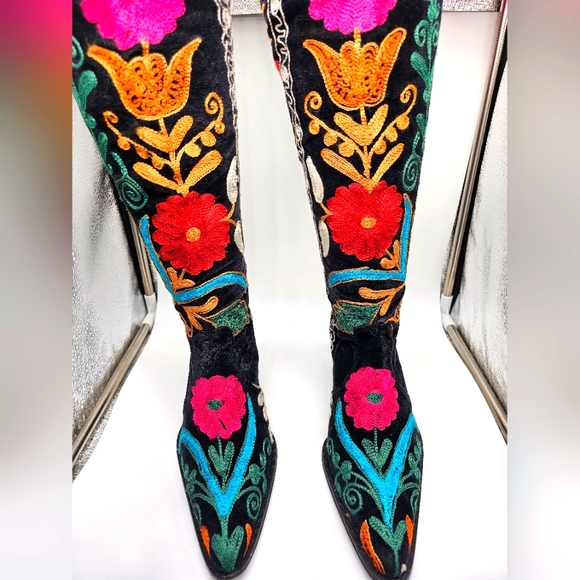 Artemis Colorful Embroidered Long Boots Size 39 - Picture 6 of 14